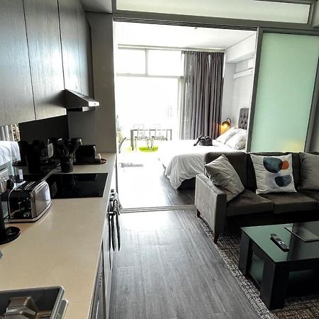 Modern Luxury Studio With Breathtaking City Views - No Load Shedding Kapské Město Exteriér fotografie