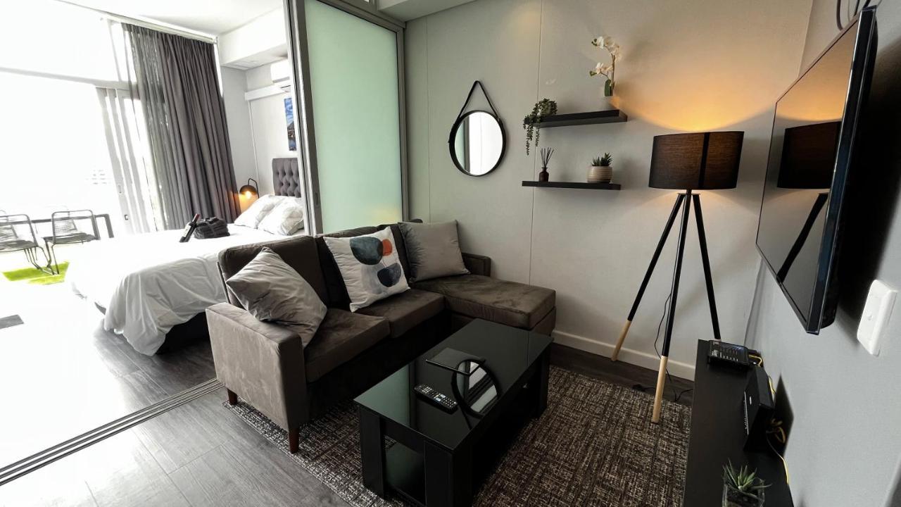 Modern Luxury Studio With Breathtaking City Views - No Load Shedding Kapské Město Exteriér fotografie