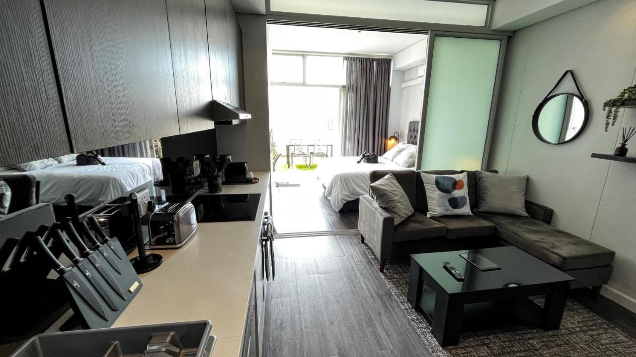 Modern Luxury Studio With Breathtaking City Views - No Load Shedding Kapské Město Exteriér fotografie