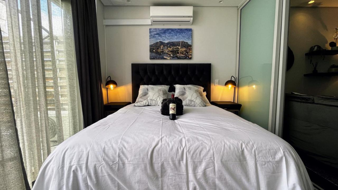 Modern Luxury Studio With Breathtaking City Views - No Load Shedding Kapské Město Exteriér fotografie