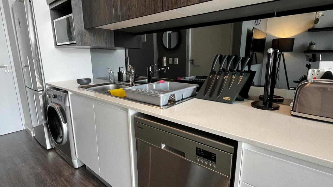 Modern Luxury Studio With Breathtaking City Views - No Load Shedding Kapské Město Exteriér fotografie