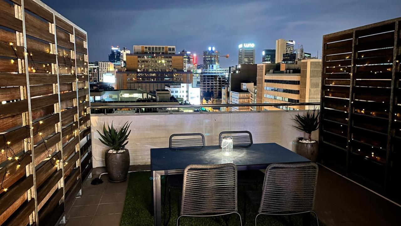 Modern Luxury Studio With Breathtaking City Views - No Load Shedding Kapské Město Exteriér fotografie