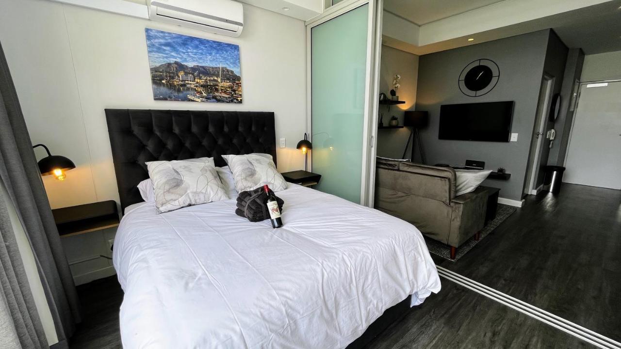 Modern Luxury Studio With Breathtaking City Views - No Load Shedding Kapské Město Exteriér fotografie
