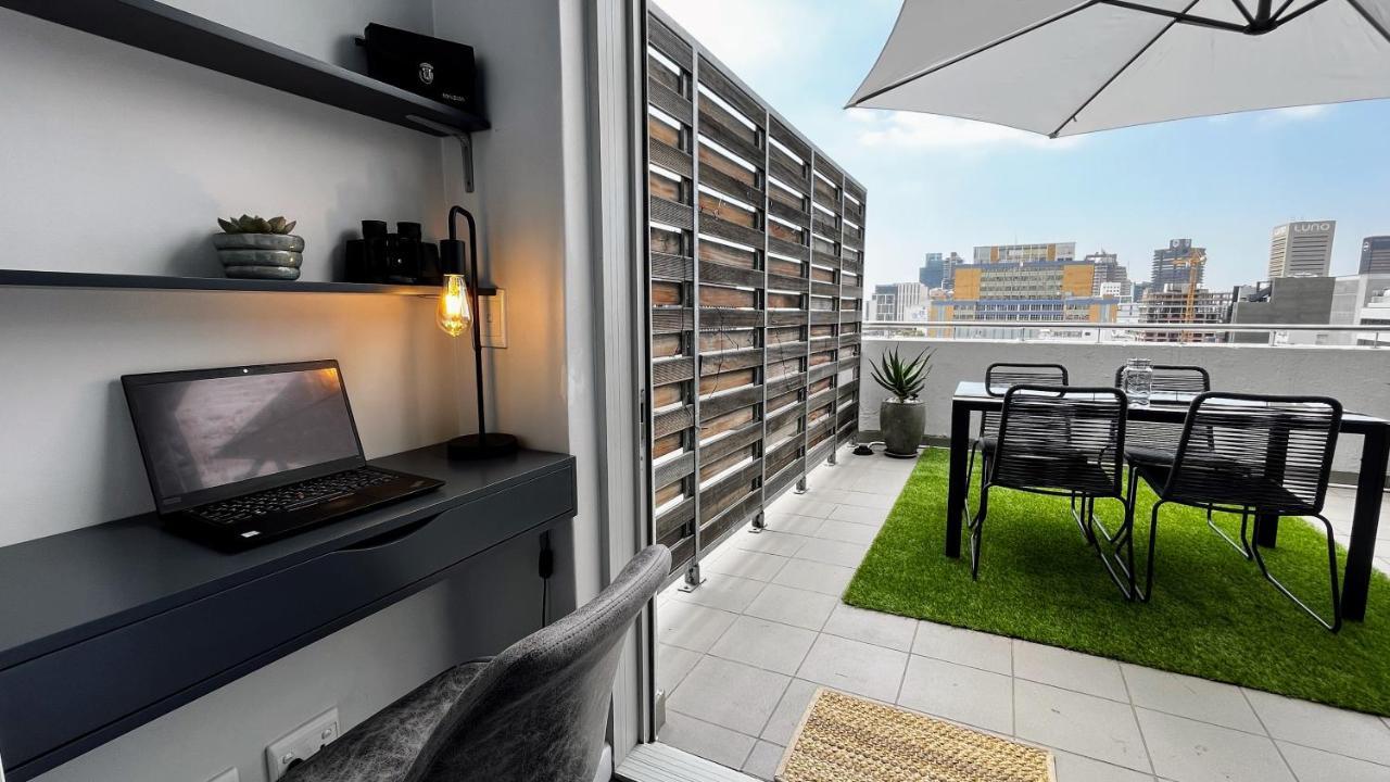 Modern Luxury Studio With Breathtaking City Views - No Load Shedding Kapské Město Exteriér fotografie